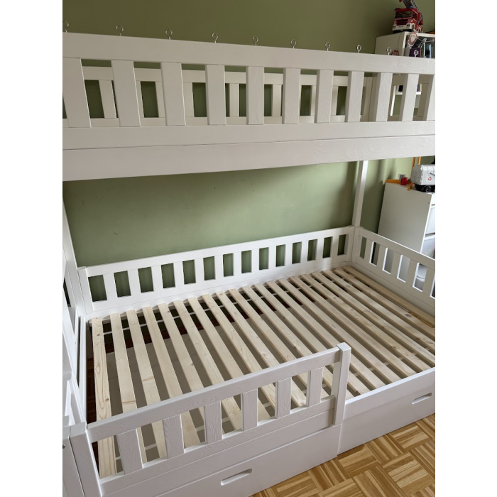 Etagenbett mit Treppe robust und sicher in Wien